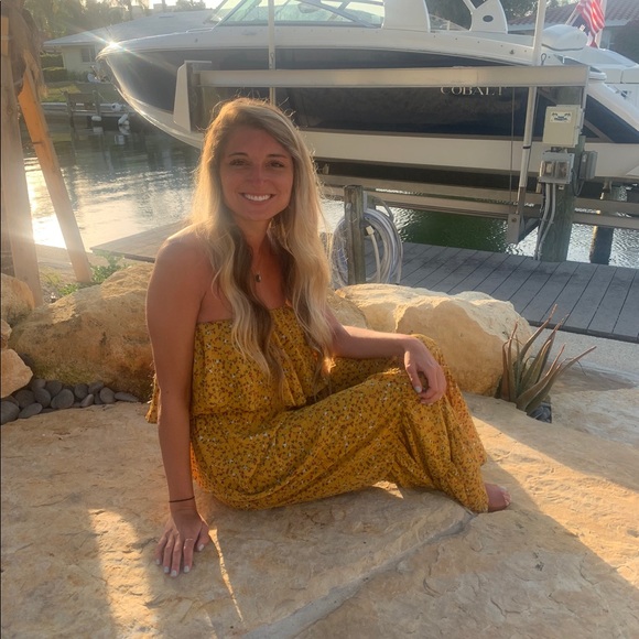 Meet your Posher, Haley - Picture 1 of 1